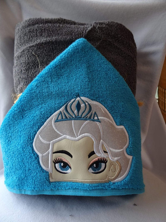 Hooded towel ice queen design appliqué